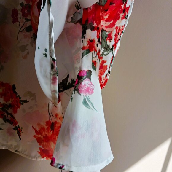 PRETTY ruffled long sleeve blouse layered flowers MADE CANADA NEARLY NEW SZ XL - Picture 4 of 9